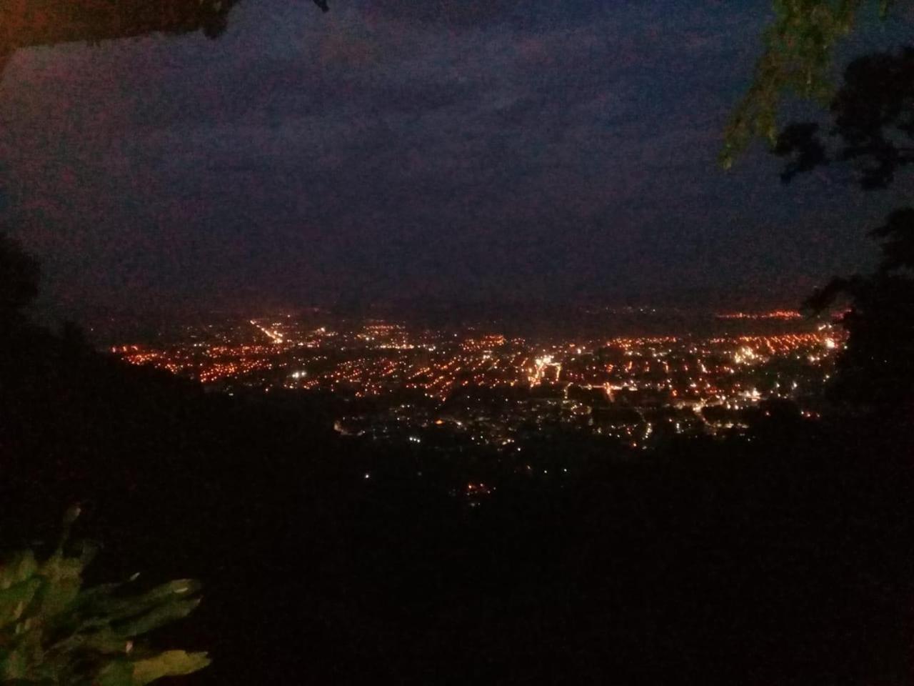Hostal Juan Lindo San Pedro Sula Exteriér fotografie